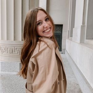 Meet your Posher, Rebekah